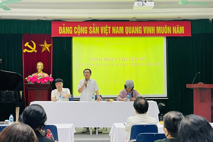 Những góc nhìn đa chiều về thơ Châu Anh Tuấn
