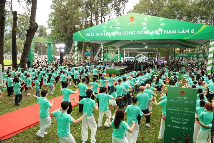 Hàng nghìn người tham gia Ngày Dinh dưỡng cộng đồng Việt Nam lần thứ 6