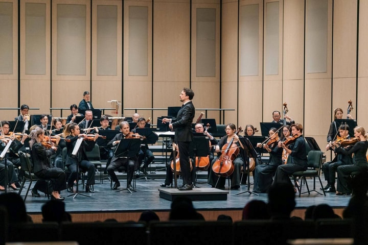 Thần đồng piano nước Pháp cùng dàn nhạc SSO biểu diễn tai Nhà hát Hồ Gươm