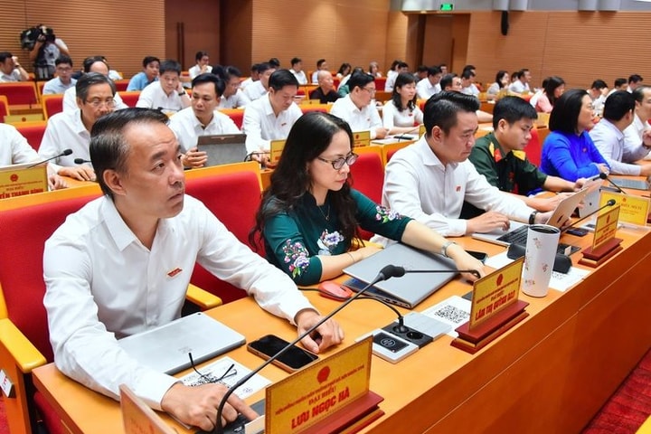 Hà Nội thông qua Nghị quyết quy định chính sách hỗ trợ an sinh xã hội cho người dân