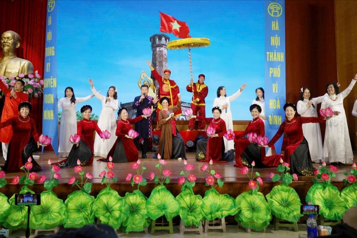Tây Hồ viết tiếp những giá trị tốt đẹp từ lớp người cao tuổi