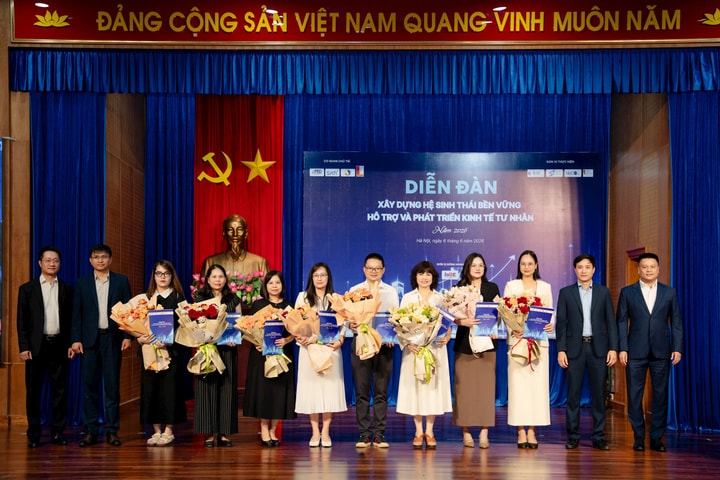 Diễn đàn "Xây dựng hệ sinh thái bền vững phát triển kinh tế tư nhân năm 2026"