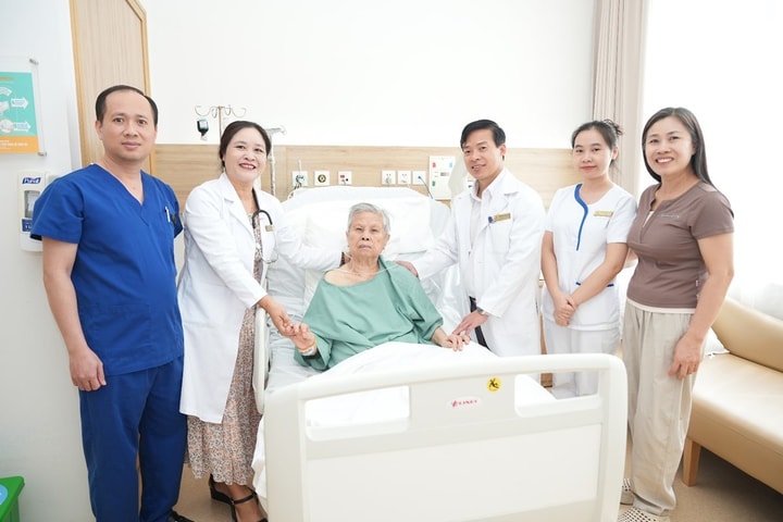 Vinmec Hải Phòng điều trị thành công cho cụ bà 93 tuổi suy đa cơ quan trên nền nhiều bệnh lý nguy hiểm