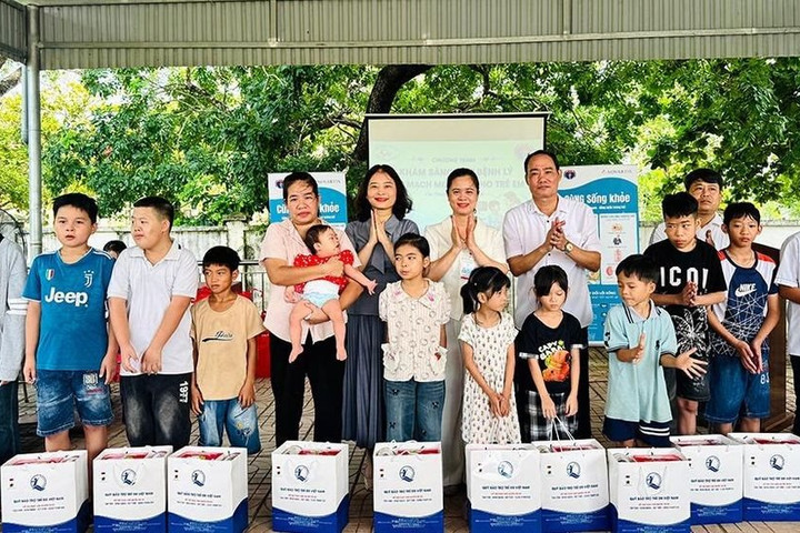 Tiếp nối hành trình nhân ái: Mang “nhịp đập khỏe mạnh” đến với hơn 500 trẻ em vùng khó