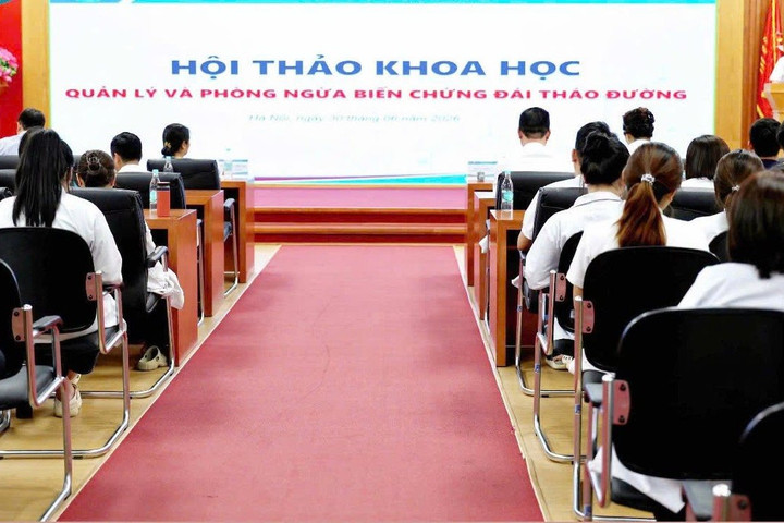 Bệnh viện Đa khoa Hà Đông tổ chức hội thảo khoa học quản lý và phòng ngừa biến chứng đái tháo đường