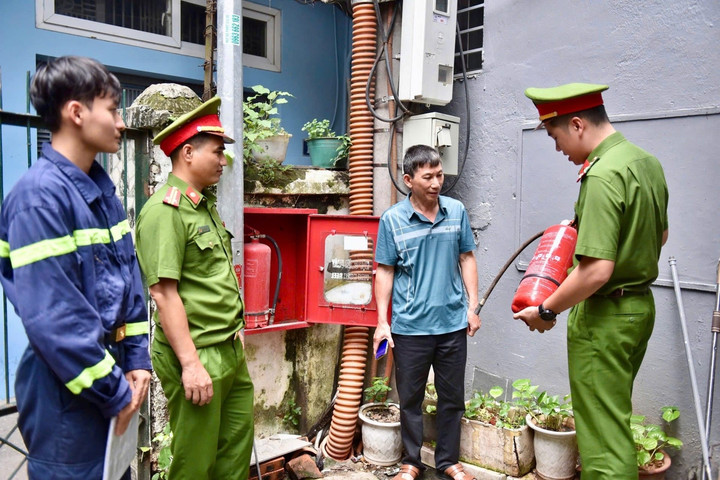 Hà Nội chủ động phòng cháy, chữa cháy phòng nguy cơ hỏa hoạn từ cơ sở