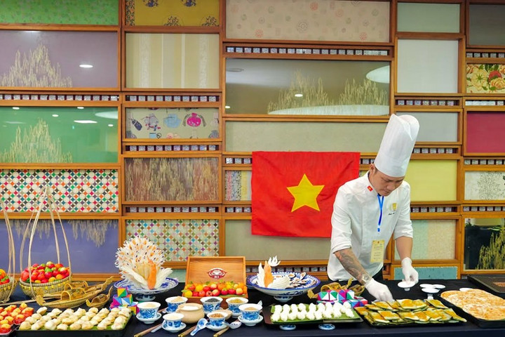 Quảng bá di sản văn hóa, du lịch, ẩm thực và làng nghề Huế tại Hàn Quốc