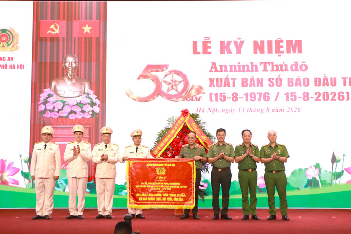 An ninh Thủ đô kỷ niệm 50 năm xuất bản số báo đầu tiên