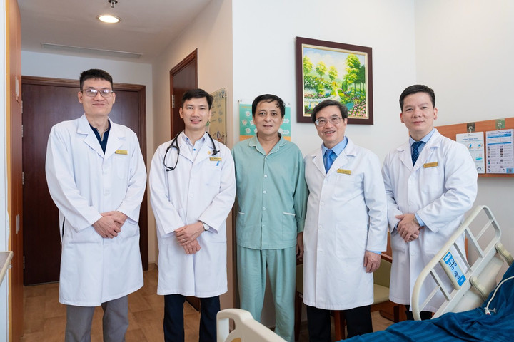 Ca đại phẫu kéo dài hơn 8 giờ giải cứu bệnh nhân mắc ung thư kép