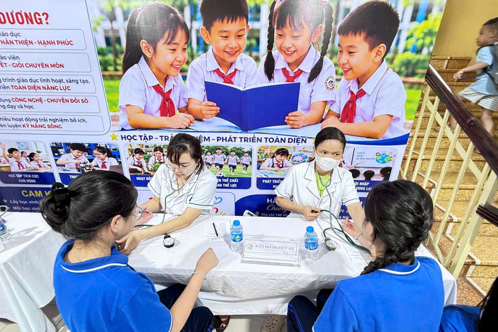 Chủ động “lá chắn” sức khỏe cho học sinh trước năm học mới