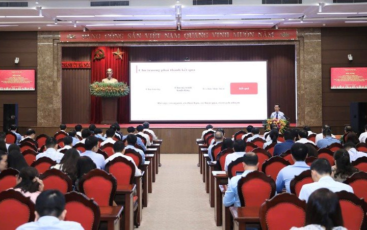 Hà Nội: Cán bộ, đảng viên nâng cao tính tự giác trong quán triệt nghị quyết của Đảng
