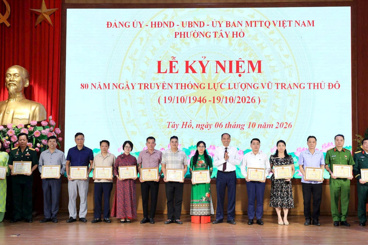 Phường Tây Hồ kỷ niệm 80 năm Ngày truyền thống Lực lượng vũ trang Thủ đô