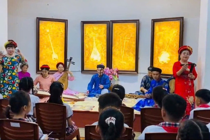 Xây dựng hồ sơ khoa học di sản Ca Huế trình UNESCO